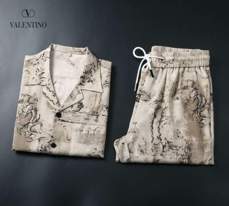 Picture of Valentino Pieces short _SKUValentinoM-3XL25cn0224715